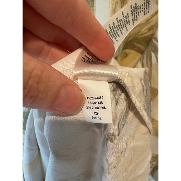 Chico’s Women’s 2 V-Neck Blouse Palm Leaf Print 3/4 Sleeve Resort Lightweight - Picture 6 of 9